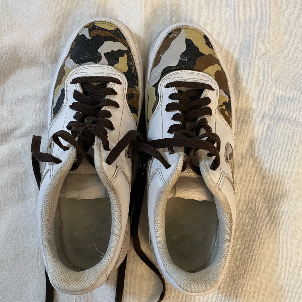 Nike SF Air Force 1 Desert Camo Women’s sneakers